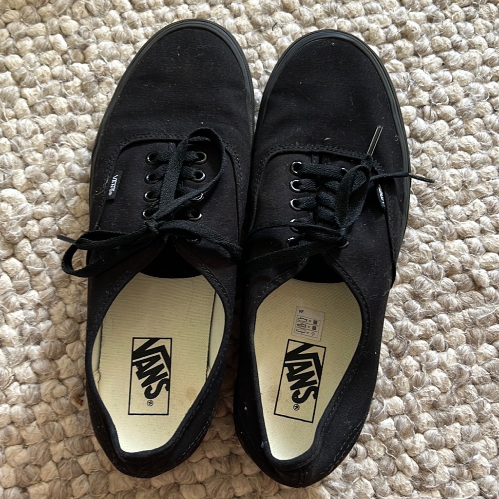 Brand New Adult Size 11 Vans Brand New Adult Size 11 Vans